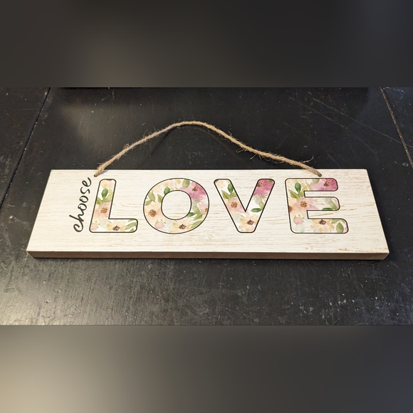 HP NWT Hawthorne Home “Choose Love” Wood Hanging Wall Decor - Picture 8 of 16